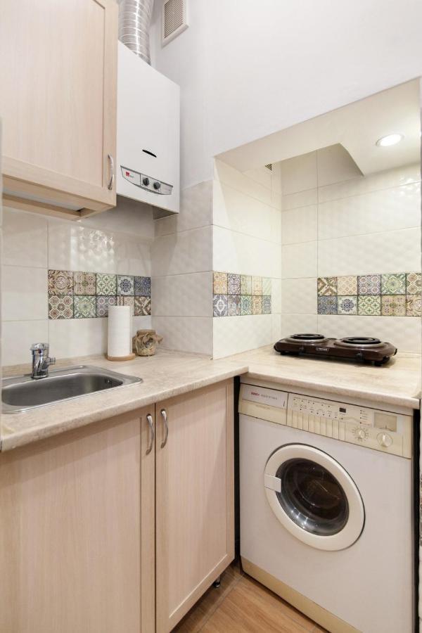 Apartment On Krakivska Street Lviv Exterior photo
